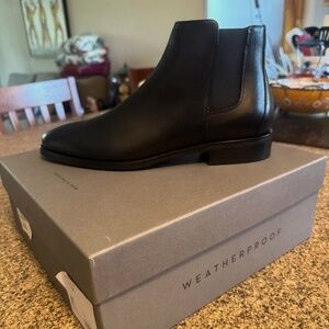 Aquatalia Chelsea-style Black leather boots - Women's 11M